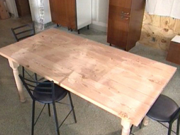 DIY Wood Kitchen Table
 Build a DIY Wood Table how tos