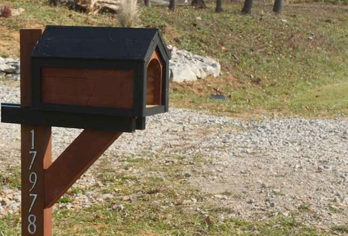 DIY Wood Mailbox
 Diy Wooden Mailbox Post