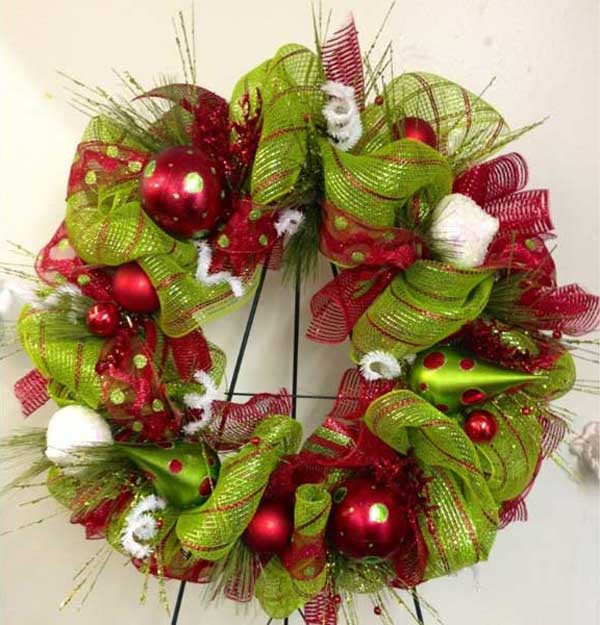DIY Wreath Christmas
 Top 35 Astonishing DIY Christmas Wreaths Ideas