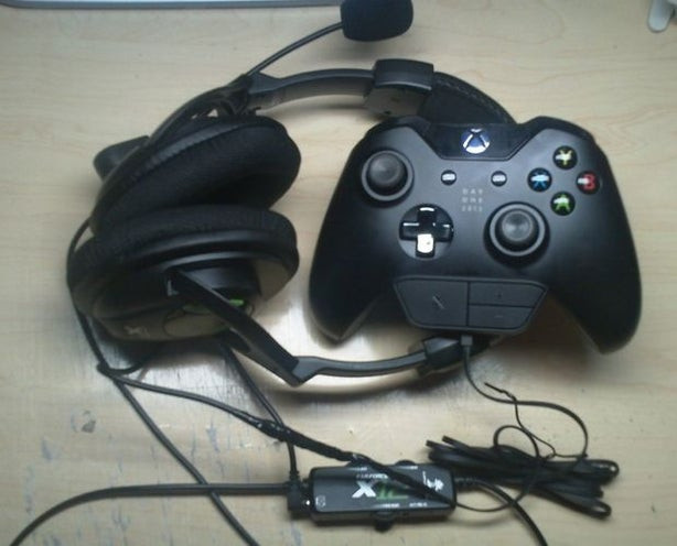 DIY Xbox One Controller
 Xbox 360 to Xbox e Headset DIY Conversion Turtle Beach