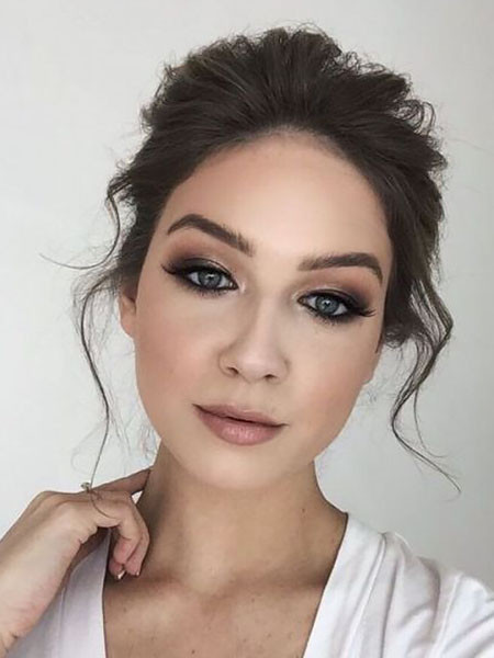 Dramatic Wedding Makeup
 Magical Wedding Makeup Looks for Every Kind of Bride