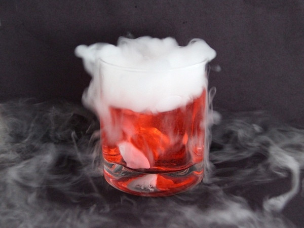 Dry Ice Ideas For Halloween Party
 Halloween cocktails surprise your guests with ominous drinks