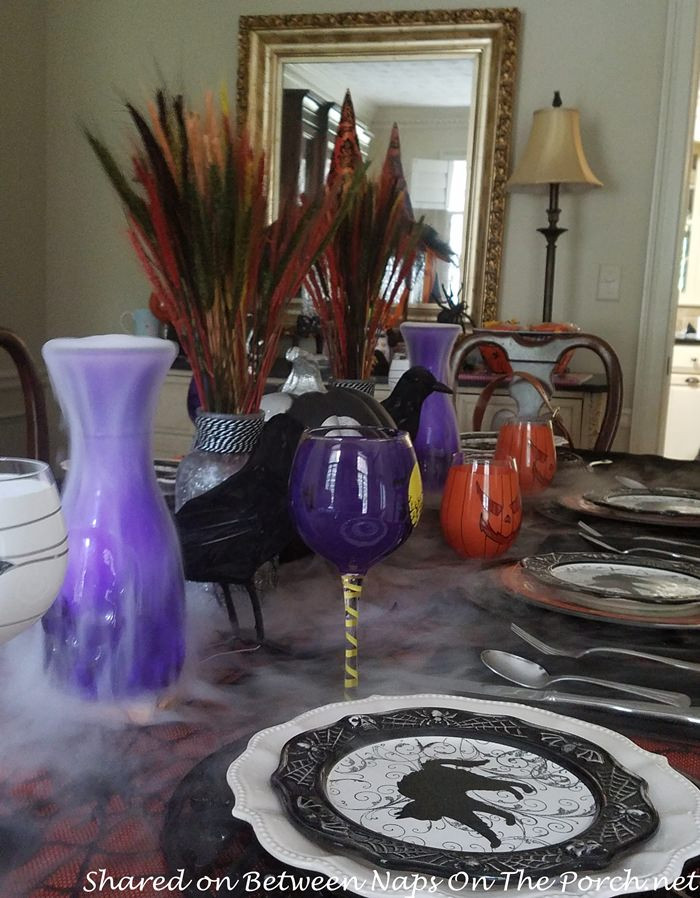 Dry Ice Ideas For Halloween Party
 3 Wonderful Halloween Tables & Tips for Creating a Spooky