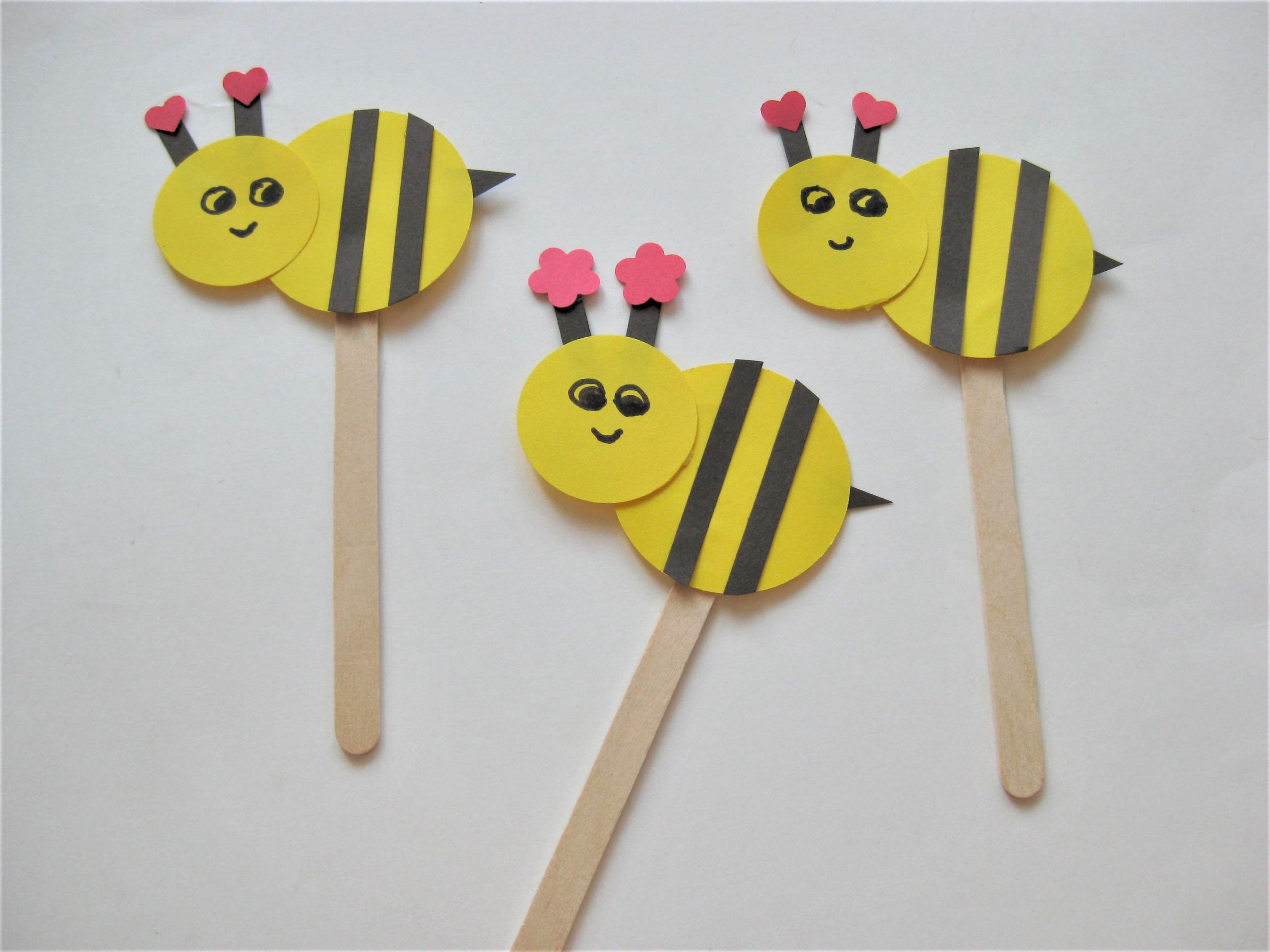 Easy Arts And Crafts For Preschoolers
 Bee Craft for Kids