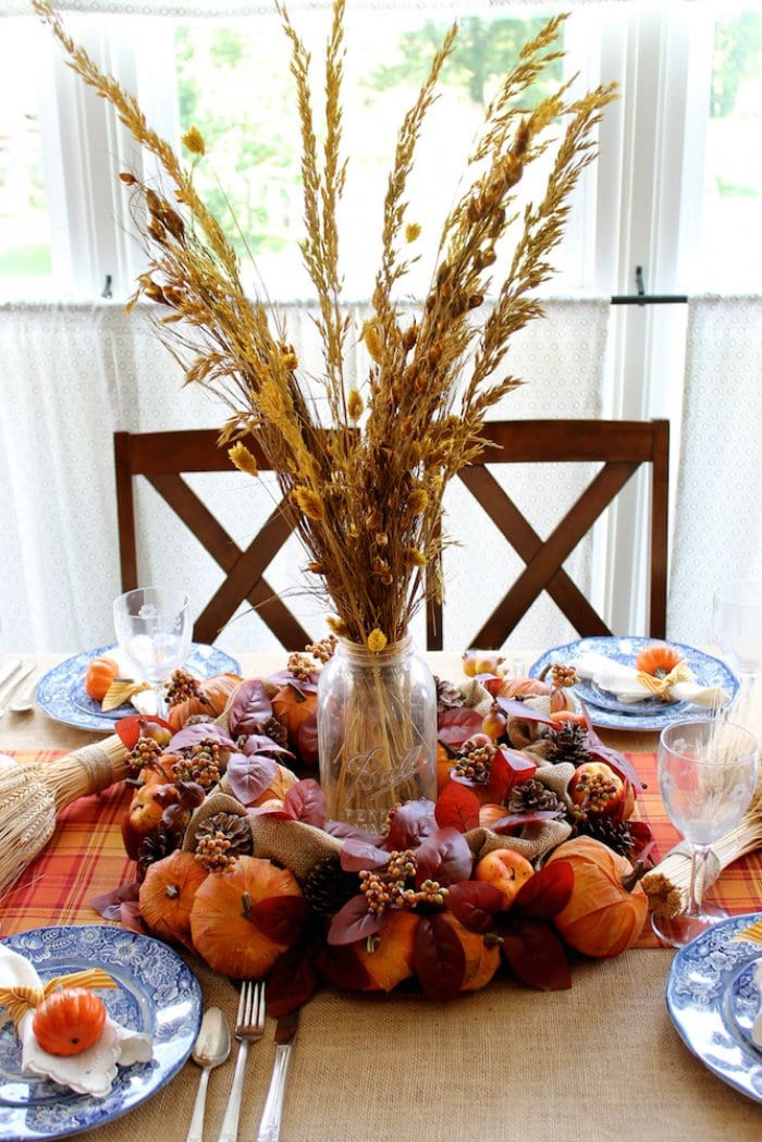 Easy Thanksgiving Table Decorations
 Thanksgiving Table Decor Ideas