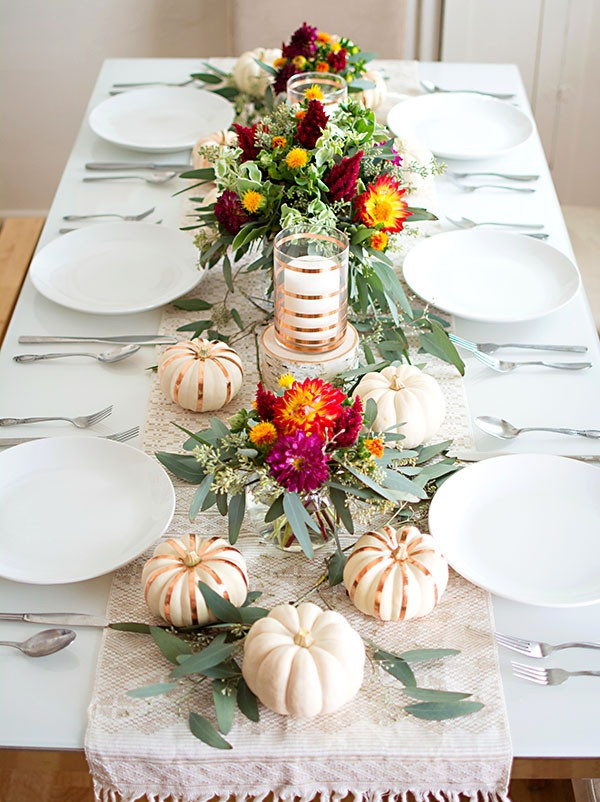 Easy Thanksgiving Table Decorations
 27 Cozy And Eye Catching Thanksgiving Table Settings