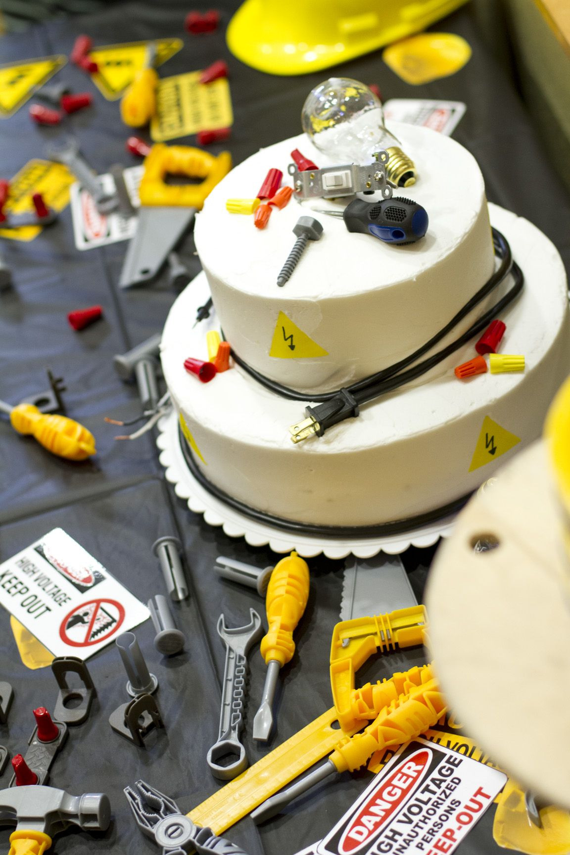 Electrical Engineering Graduation Party Ideas
 Electrician cake in 2019