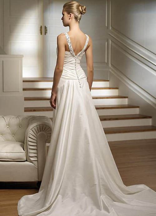 Elegant Wedding Gown
 Wedding Dresses October 2011