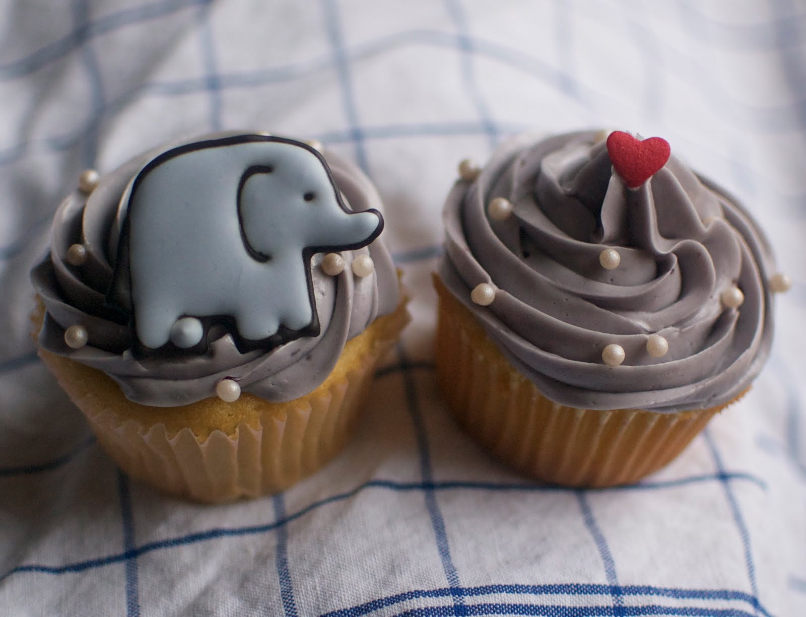 Elephant Baby Shower Cupcakes
 e Taste Rule Baby Elephant Cupcakes