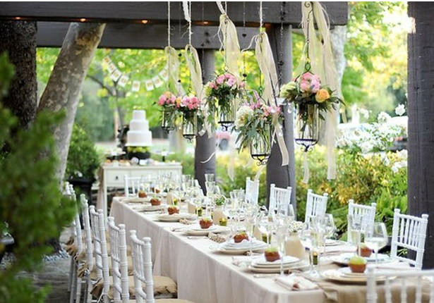 Engagement Party Planning Ideas
 5 Steps to Planning the Engagement Party of Your Dreams