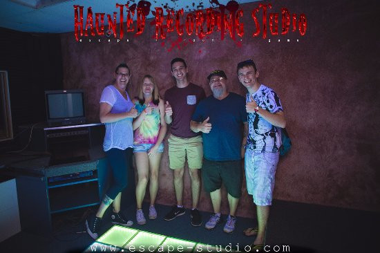 Escape Room For Kids Los Angeles
 Escape Room Games Haunted Recording Studio fun things to