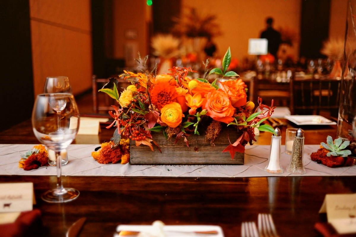 Fall Wedding Table Decorations
 Elegant & amazing fall decoration