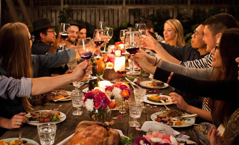 Family Thanksgiving Dinner
 The Pros And Cons Inviting Bae Home For The Holidays