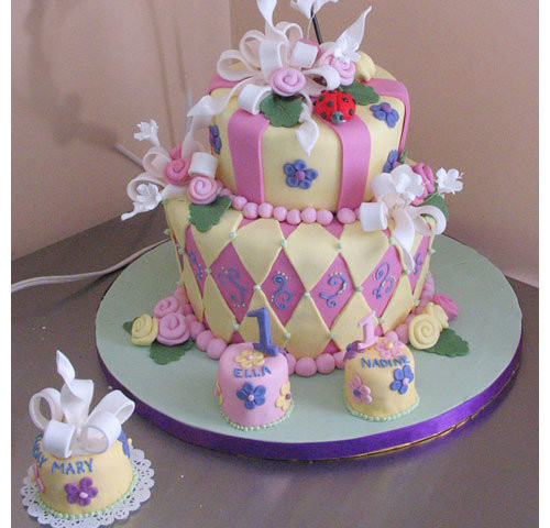 Fancy Birthday Cakes
 Birthday cake for twins