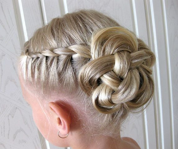 Flower Girl Braid Hairstyles
 So pretty Thinking about doing this for my flower girls