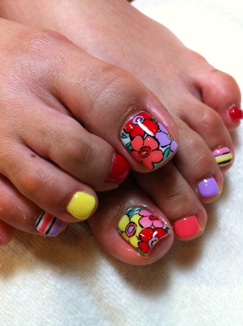 Flower Toe Nail Art
 Pedicures Just Got Better With These 50 Cute Toe Nail Designs