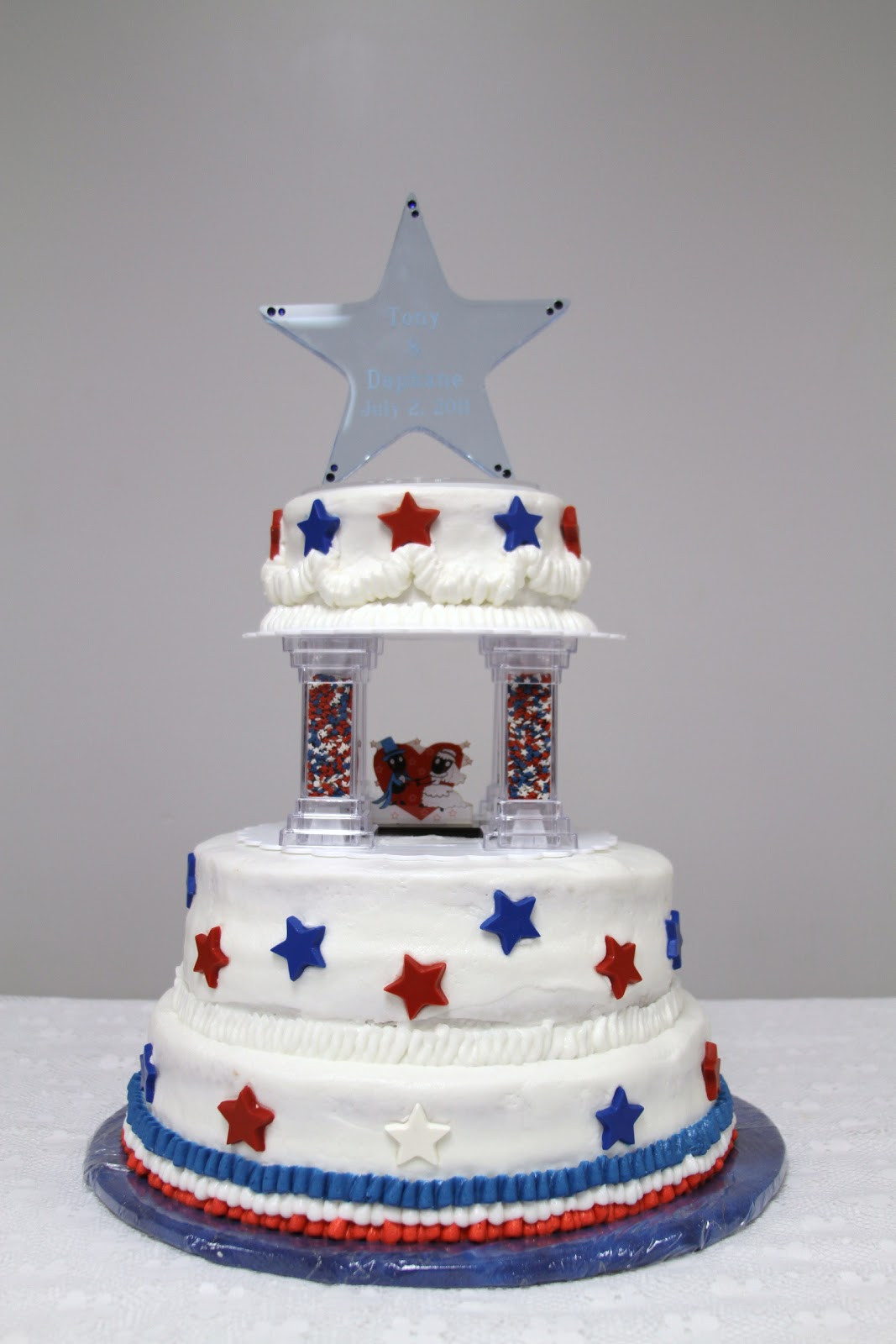 Fourth Of July Wedding Cakes
 Michele Robinson Cakes Tony & Daphane s Wedding Cake