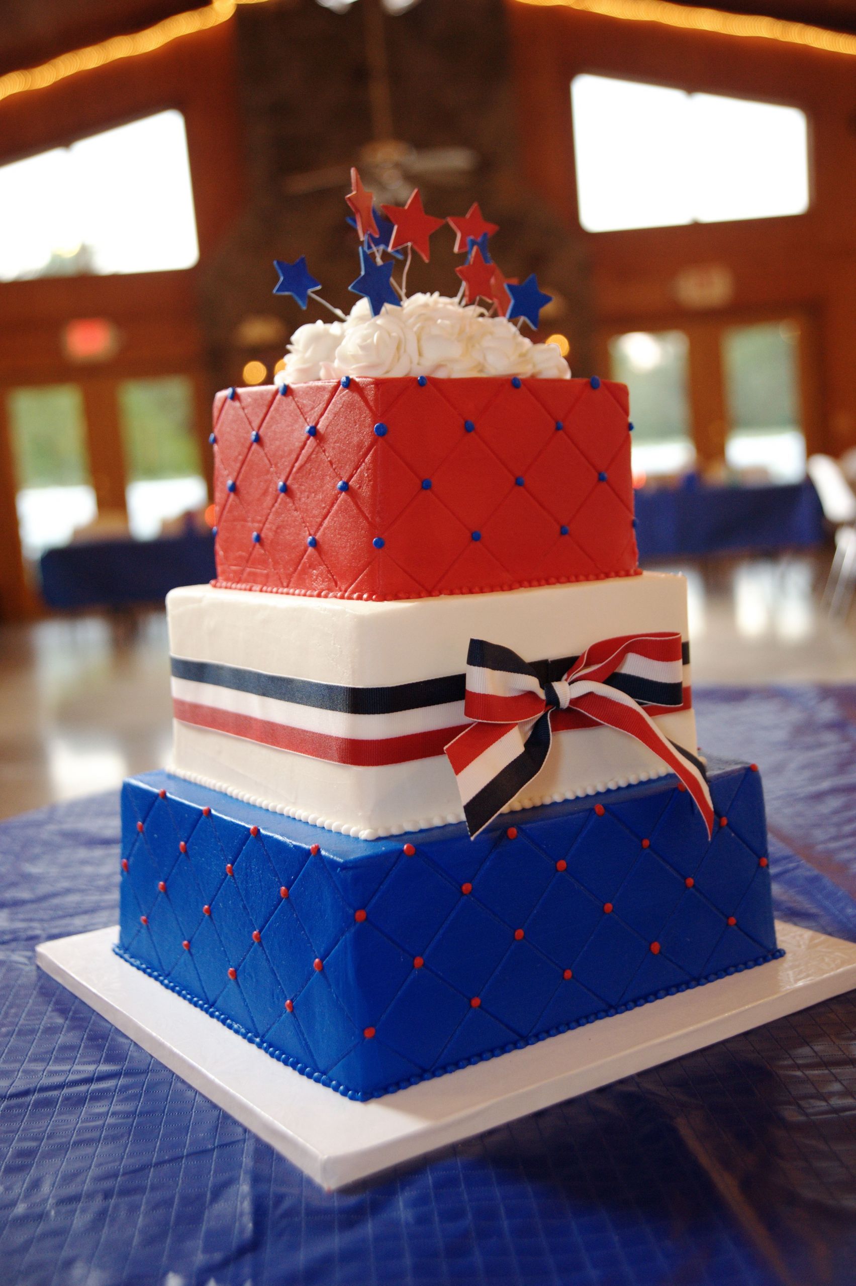 Fourth Of July Wedding Cakes
 4th of July wedding Julie Reeves cute