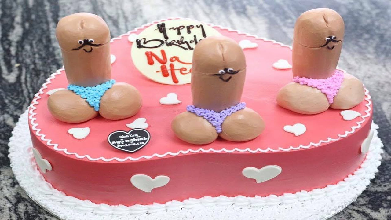 Funny Happy Birthday Cakes
 Top 30 Funny Birthday Naughty Cake ideas That will Make