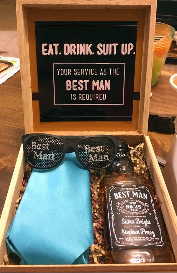 Gift Ideas For Best Man
 Top 12 Groomsmen Gift Ideas We Love Oh Best Day Ever