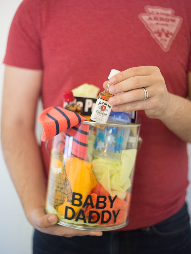 Gifts For Dad From Baby
 How to Make a Creative Baby Shower Gift for Dad