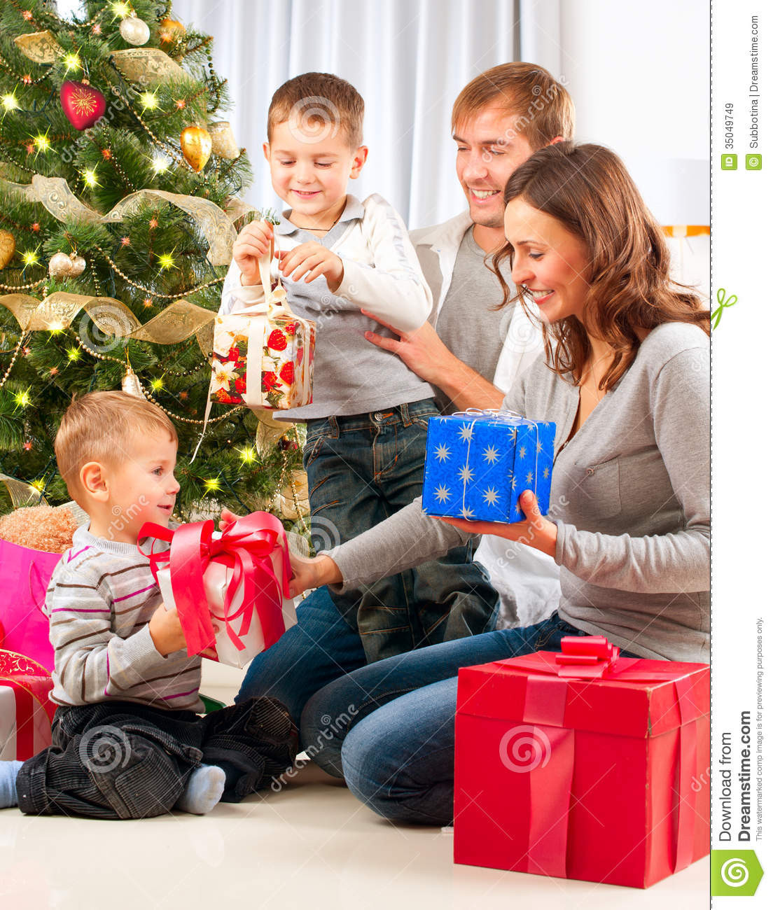 Gifts For Family With Kids
 Christmas Family Royalty Free Stock Image