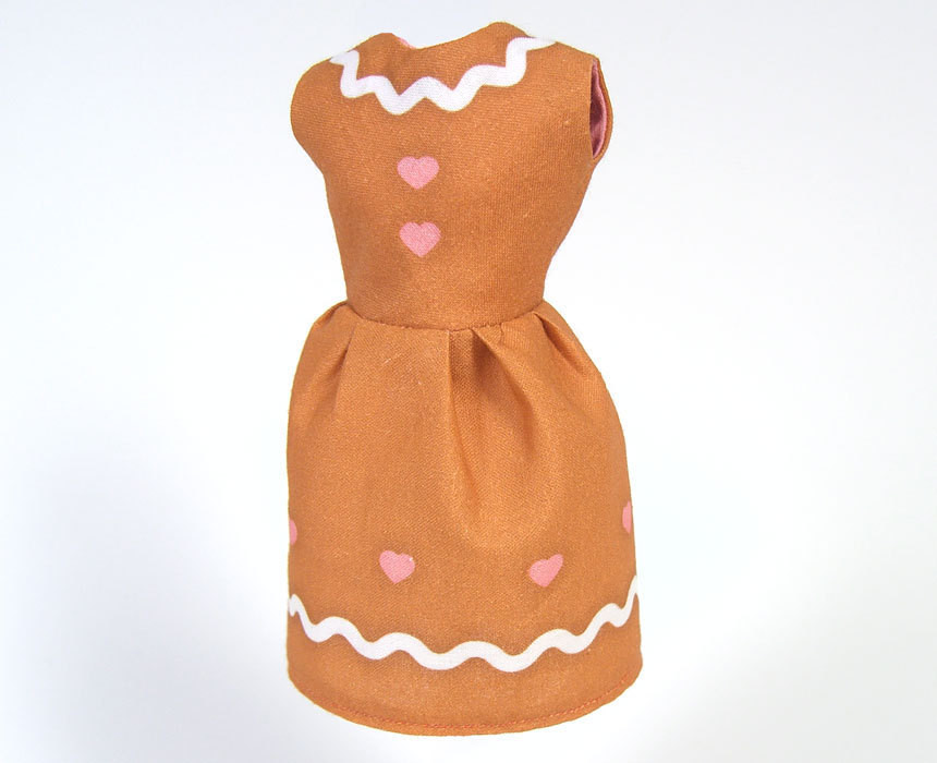 Gingerbread Man Costume DIY
 DIY Blythe Gingerbread Dress by cateanevski on Etsy