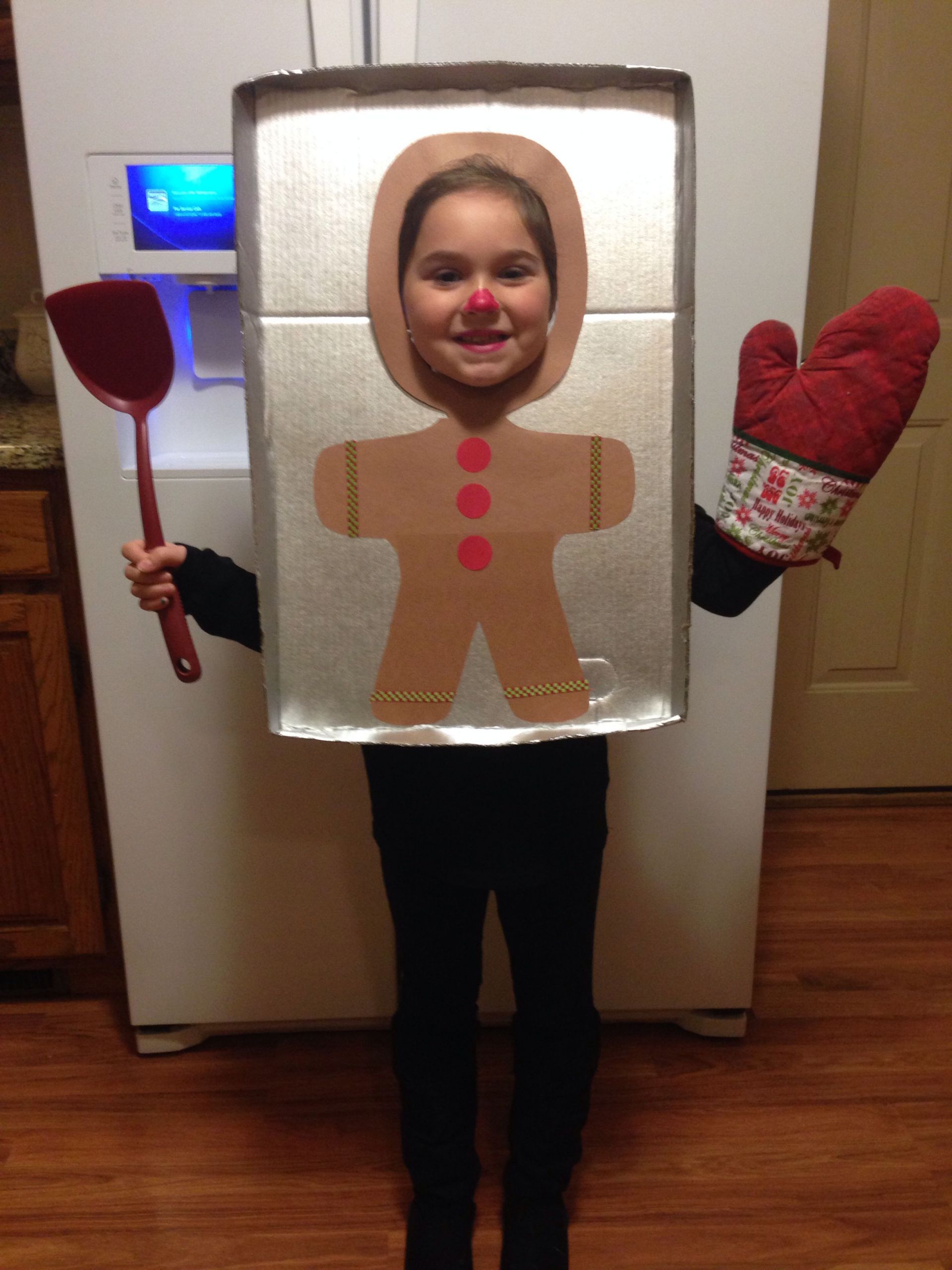 Gingerbread Man Costume DIY
 Gingerbread Man costume in 2019