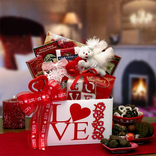 Girlfriend Valentine Gift Ideas
 Valentine s Day Gift Baskets For Your Sweet Girlfriend
