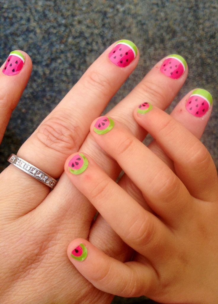 Girls Nail Designs
 Beauty Kunstige nagellak voor kinderen watermelon nails