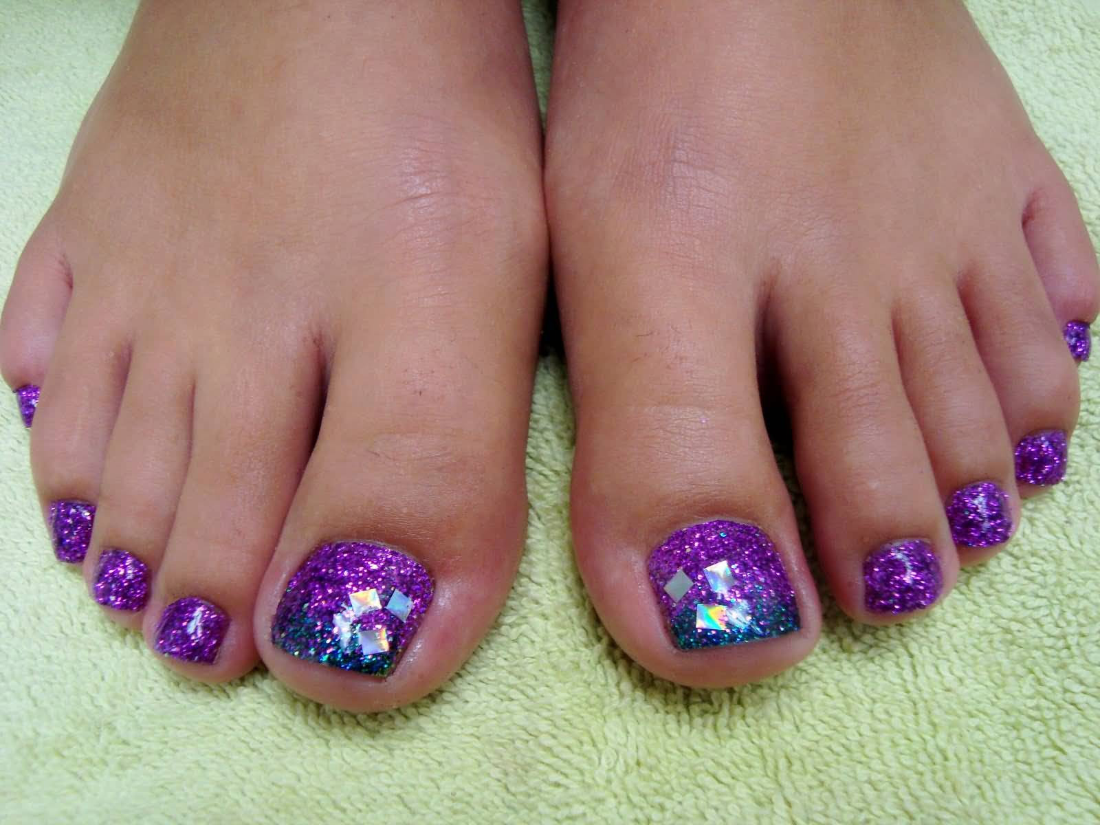 Glitter Toe Nails
 35 Stylish Purple Nail Art Designs For Toe Nails
