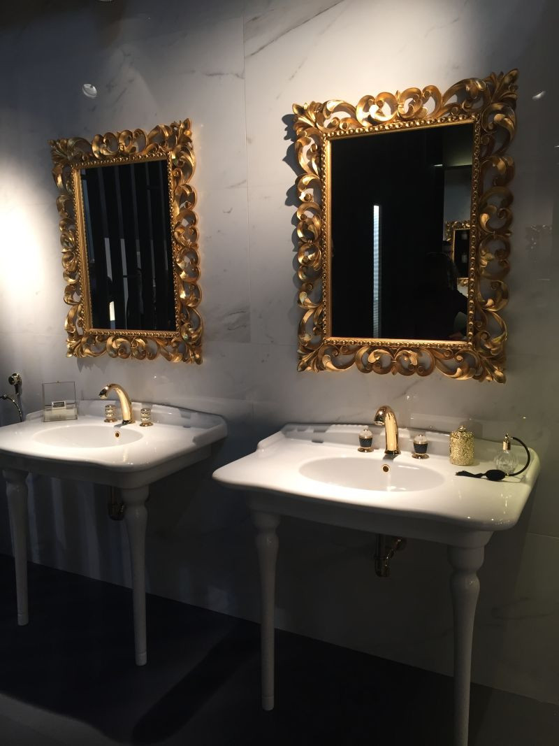 Gold Frame Bathroom Mirror
 Room Design Hints To Help You Along The Decorating Path