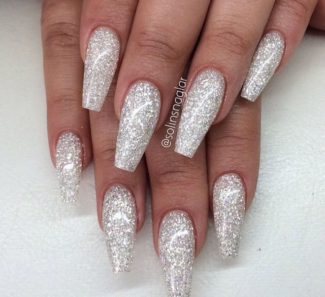 Gold Glitter Acrylic Nails
 sparkly silver acrylics