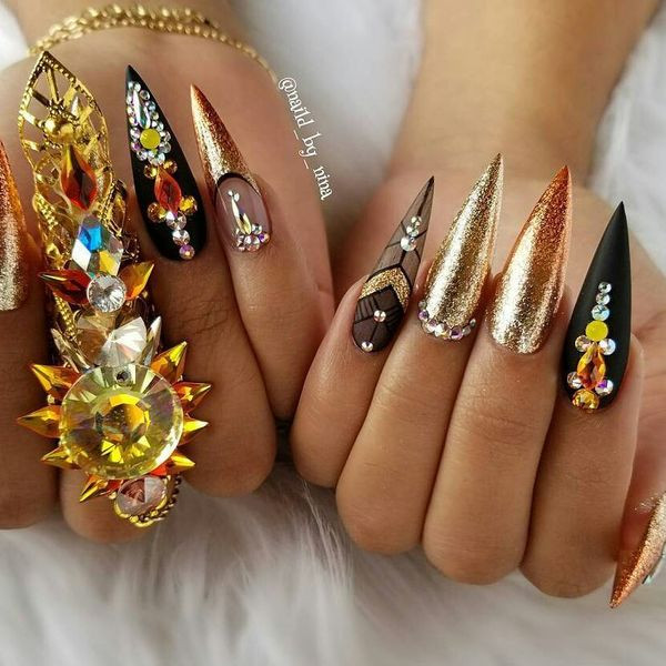 Gold Nail Designs For Acrylic Nails
 Perfect Ideas of Black and Gold Nail Designs