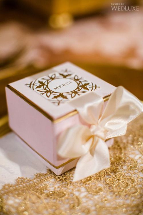Gold Wedding Favors
 37 best Inexpensive Decorative Accents to Make Your Home