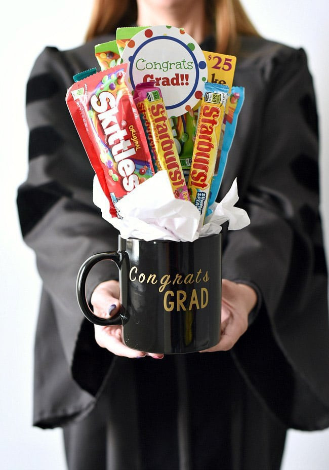 Graduation Gift Ideas College Grads
 30 Awesome High School Graduation Gifts Graduates Actually