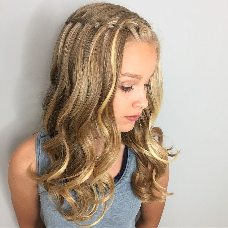Graduation Hairstyles For Kids
 The 25 best 8th grade makeup ideas on Pinterest