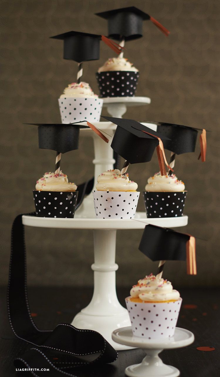 Graduation Party Cupcake Ideas
 Graduation Cupcake Toppers and Wrappers
