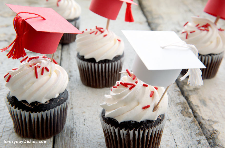 Graduation Party Cupcake Ideas
 Graduation Cap Cupcake Toppers