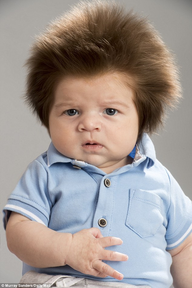 Greasy Baby Hair
 As luce hoy Junior Cox el bebé con el mejor pelo del mundo