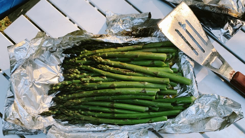 Grilled Asparagus In Foil
 3 Ingre nt Easy Grilled Asparagus Recipe Foil Packet FFLL