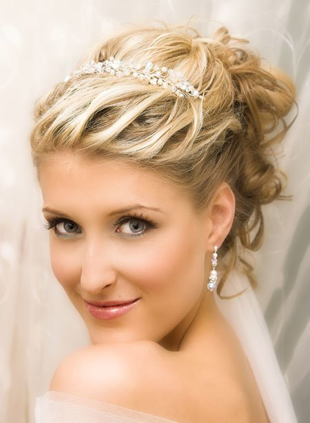 Hairstyles For Weddings
 59 Stunning Wedding Hairstyles for Short Hair 2017