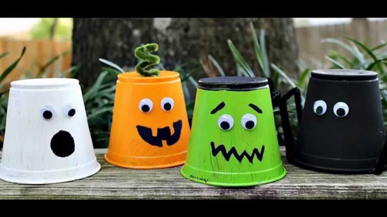 Halloween Craft For Children
 Easy to make Halloween arts and crafts for kids