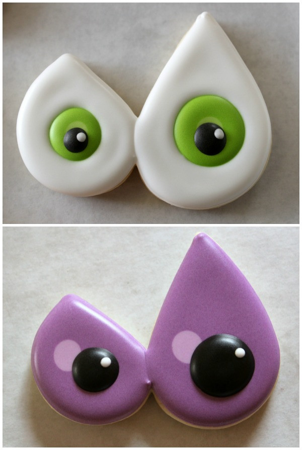 Halloween Eyeball Cookies
 Easy Eyeball Cookies – The Sweet Adventures of Sugar Belle