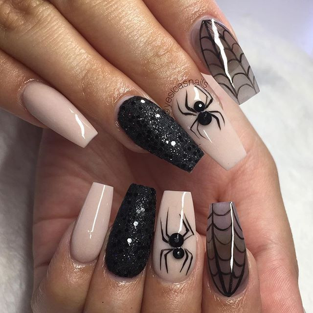 Halloween Nail Art Pictures
 43 Gorgeous Nail Art Designs You Can Try this Fall