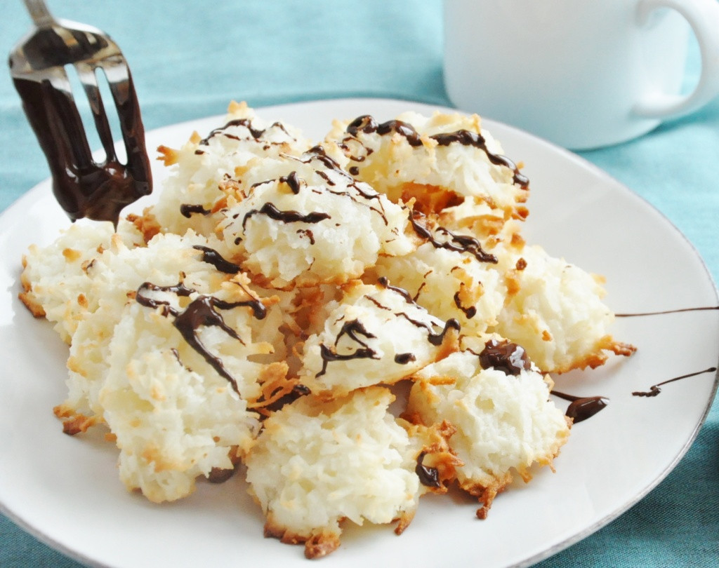 Healthy Coconut Macaroons
 Healthy Coconut Macaroons gluten free low carb dairy