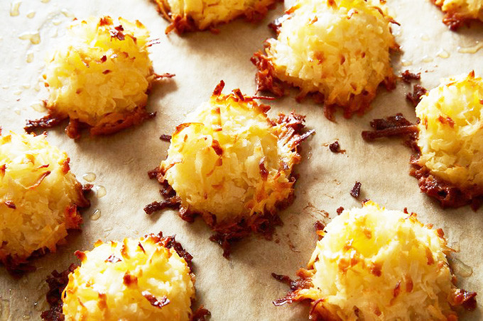 Healthy Coconut Macaroons
 How to Make Egg Free Coconut Macaroons — Healthy Builderz