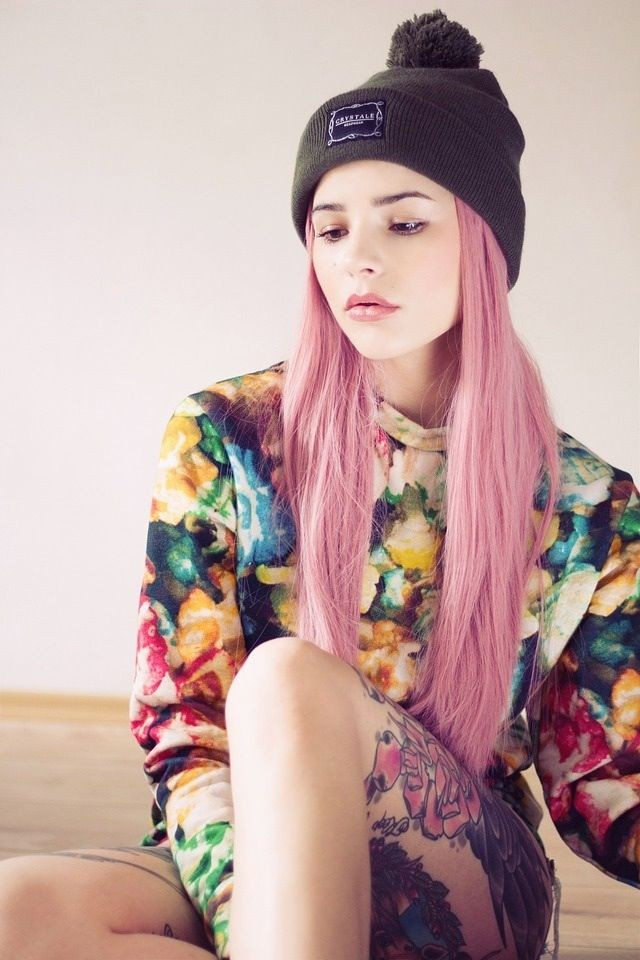 Hipster Girl Hairstyles
 grunge beanie floral print shirt pink hair awesome look