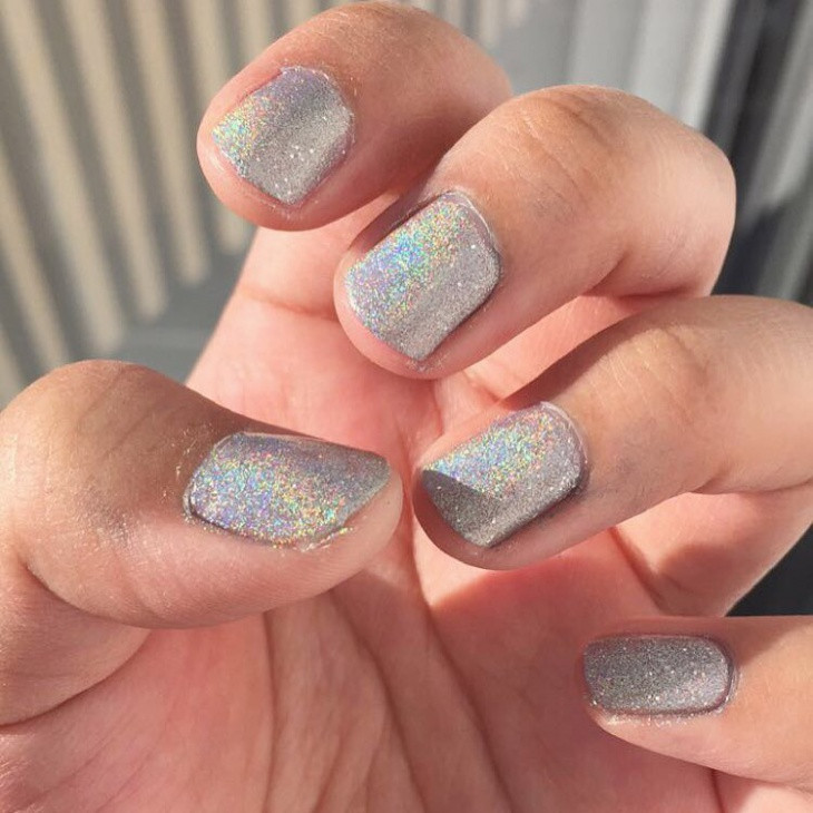 Holographic Nail Art
 21 Holographic Nail Art Designs Ideas