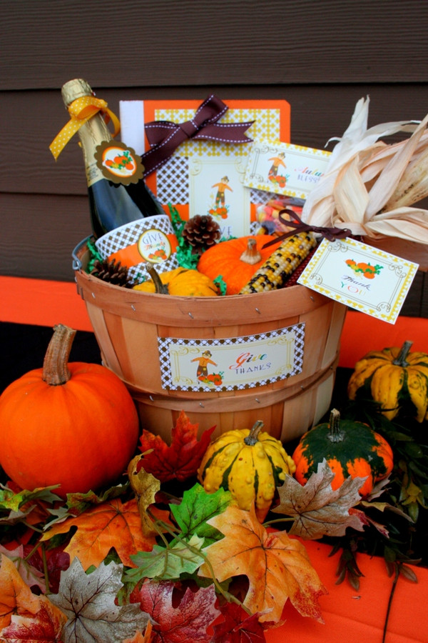 Homemade Thanksgiving Gift Ideas
 Thanksgiving DIY Gratitude Gift Basket Party Ideas